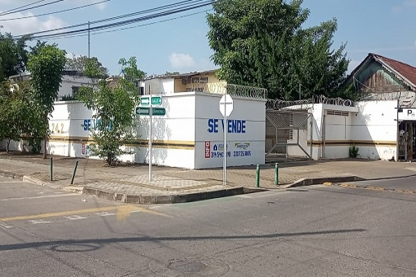 FACHADA.jpg