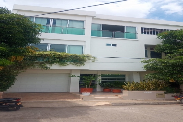 FACHADA.jpg